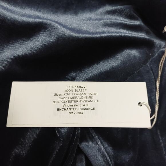 Bishop & Young Icon Blazer Velvet In Emerald Blue 3/4 sleeve Career Board room - Picture 7 of 13